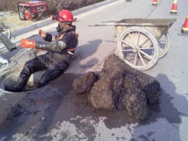 福州疏通厨房管道（福州怎样疏通主管道）